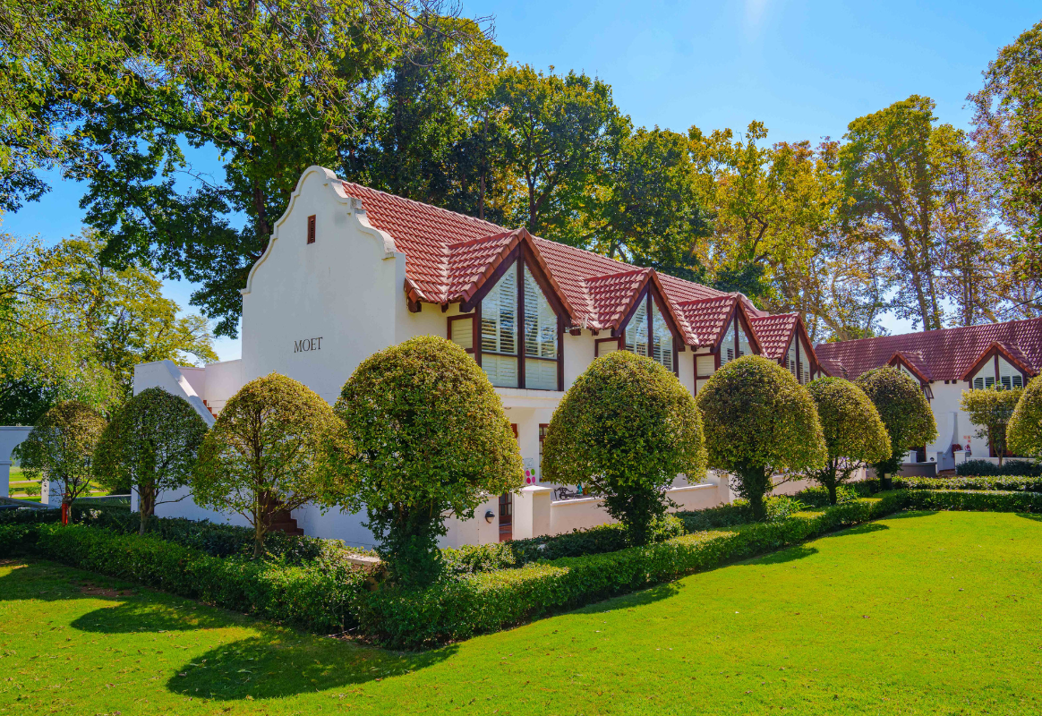 River Meadow Manor – Property Exterior River Meadow Manor - Property Exterior